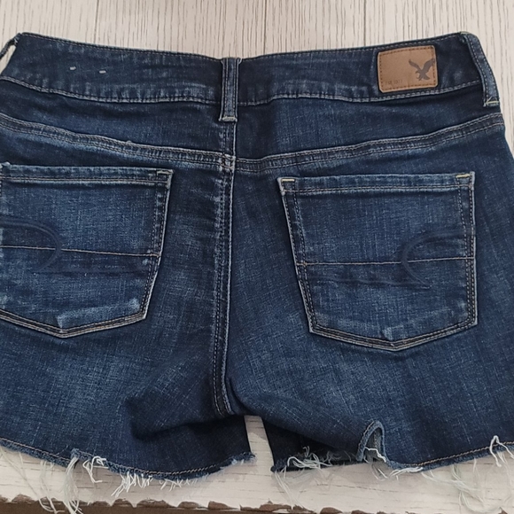 American Eagle shorts - Picture 2 of 3